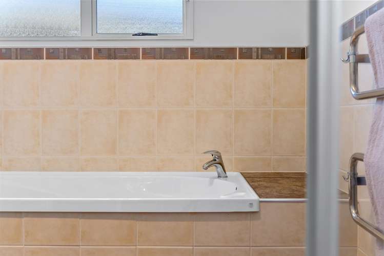 15 Kelvin Hart Drive East Tamaki_36