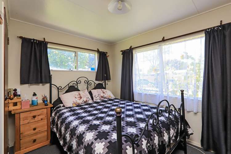 63 Yarmouth Road Flaxmere_12