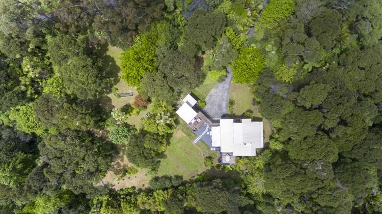 14 North Way Titirangi_18