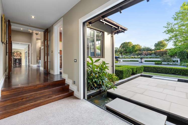 52 & 52B Warman Road Okura_17