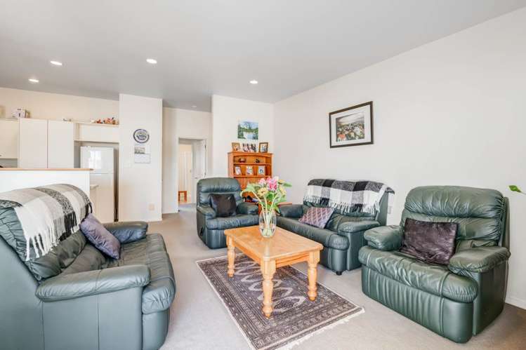 55 Palmgreen Court Stanmore Bay_5