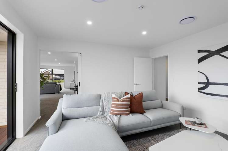 60 Halpin Drive Lincoln_9