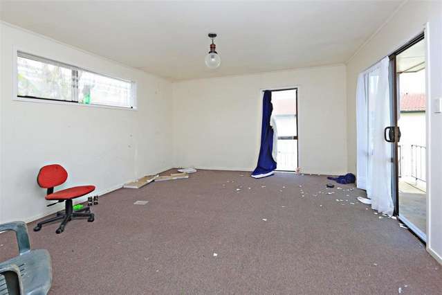 1/15 Coombe Avenue Otara_4