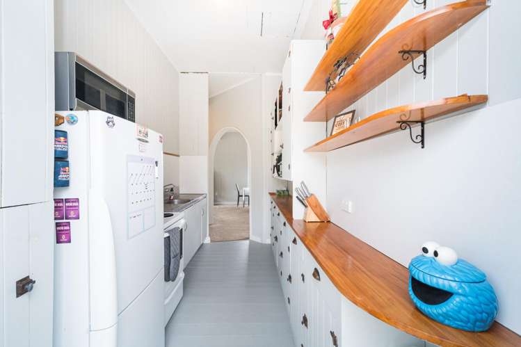 13 Karaka Street Tokomaru_17