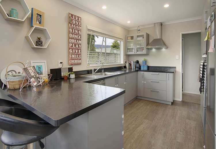 11 Blackwood Street Wakatu_7