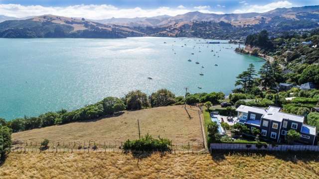 261 Beach Road Akaroa_3