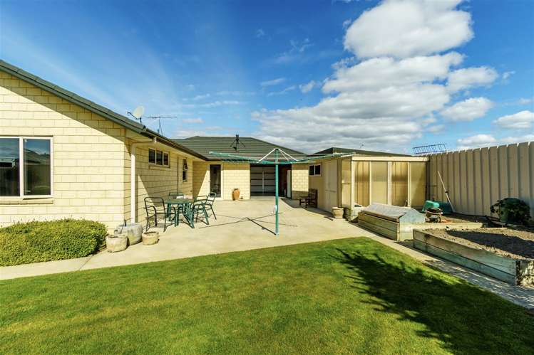 10 Larch Crescent Alexandra_24