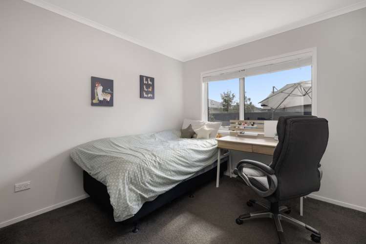 93 Puhirake Crescent Pyes Pa_17