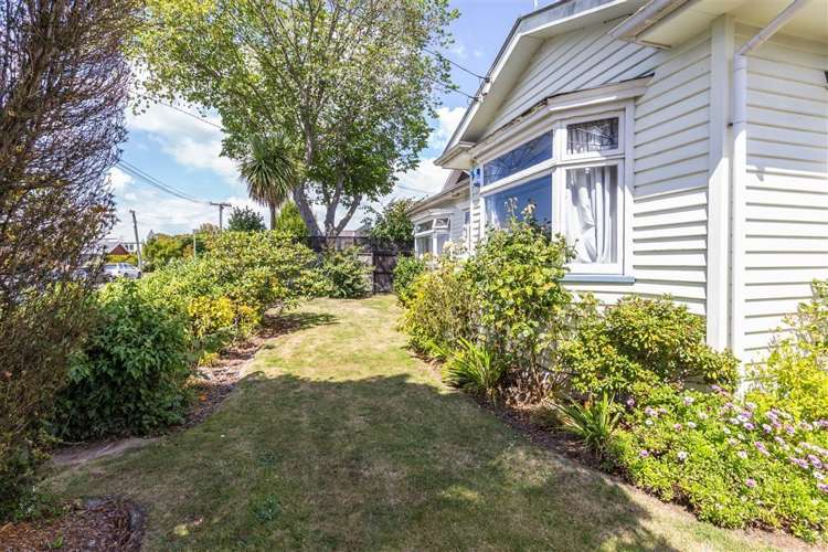 23 Devonport Lane Saint Albans_19