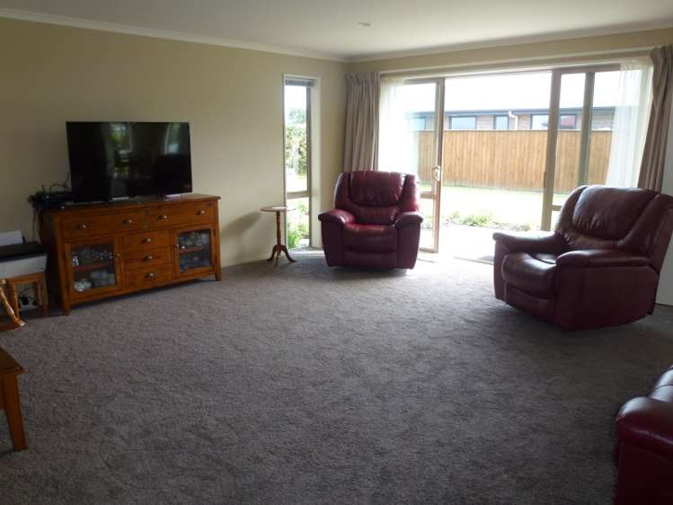 140 Coulson Road Paroa_3