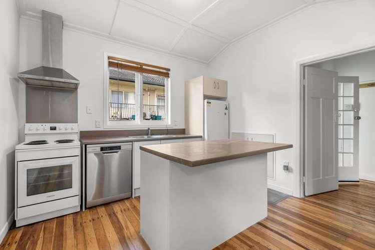 11 Fow Street Hamilton Central_13