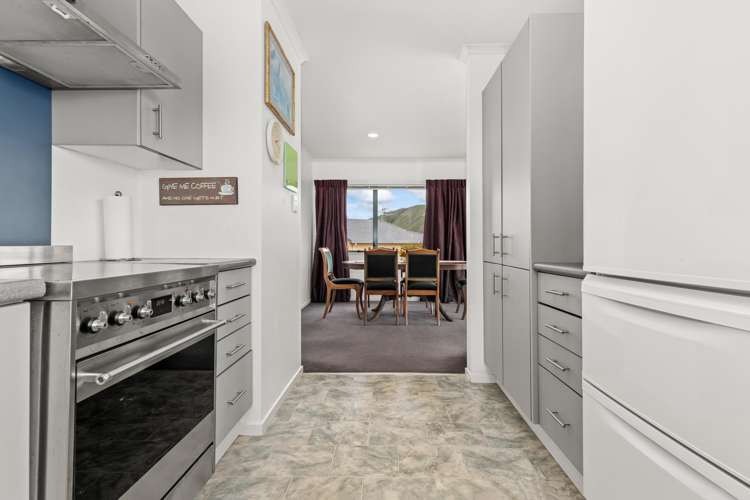 52 Kakariki Grove_4
