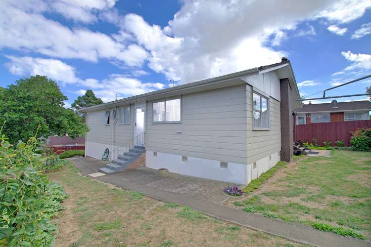 23 Heybridge Street Manurewa_7