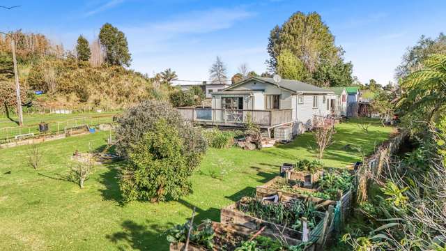 218 Cowell Street Kawhia_3