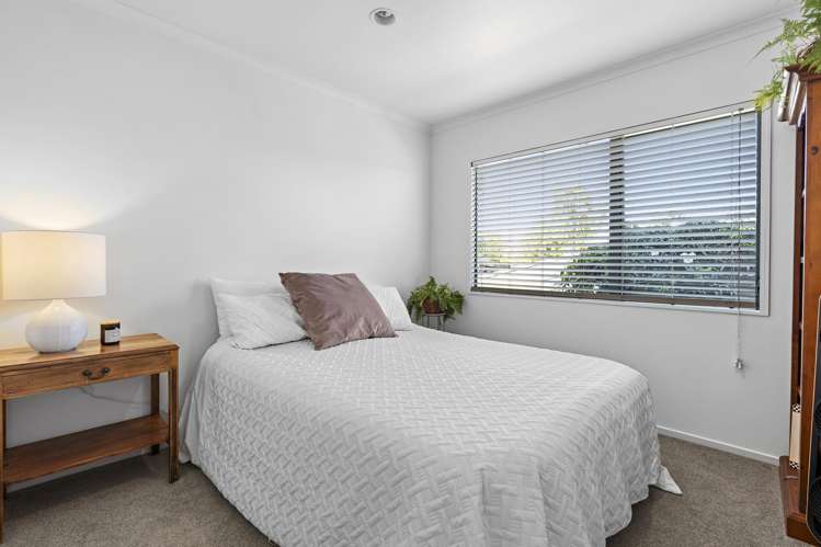 12 Thornlea Drive Welcome Bay_12