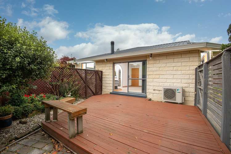 17 Woodland Avenue Mosgiel_16