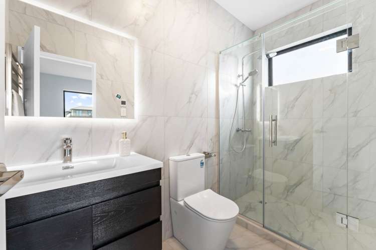 3 Crows Road Swanson_26