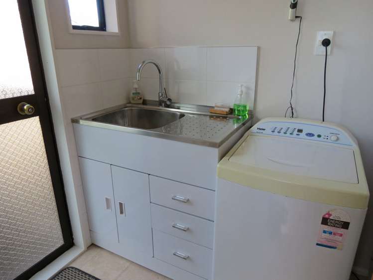 76 Church Street Masterton_11