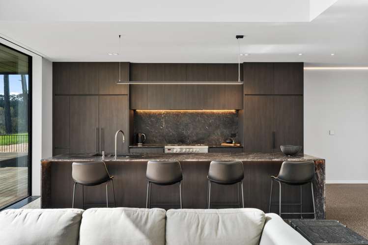 49 Candia Road Swanson_12