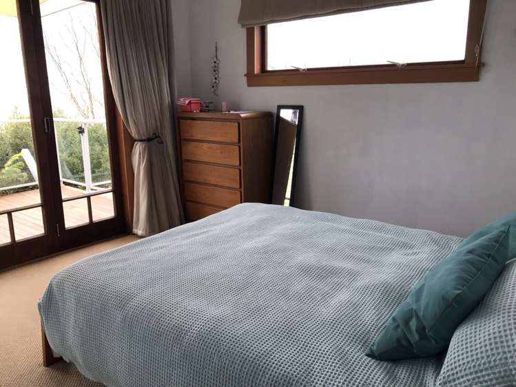 66 Kauri Point Road Laingholm_18