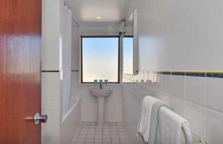 2/32 Ranfurly Street Saint Albans_8