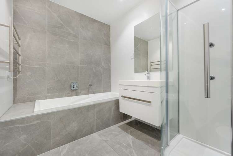 6 Lords Way Millwater_18