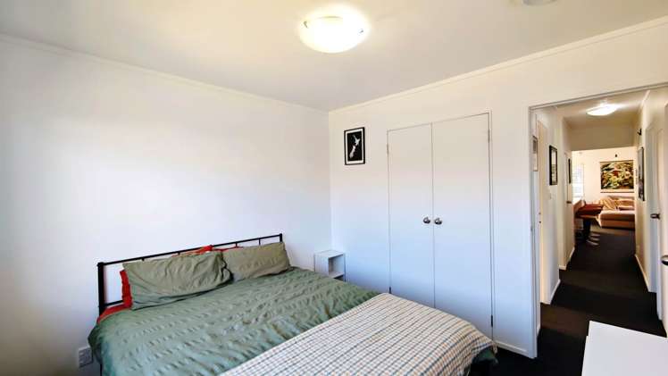 5 Sispara Place Beach Haven_12