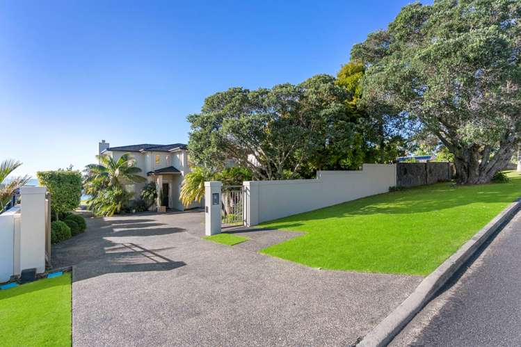 20 Sharon Road Waiake_1