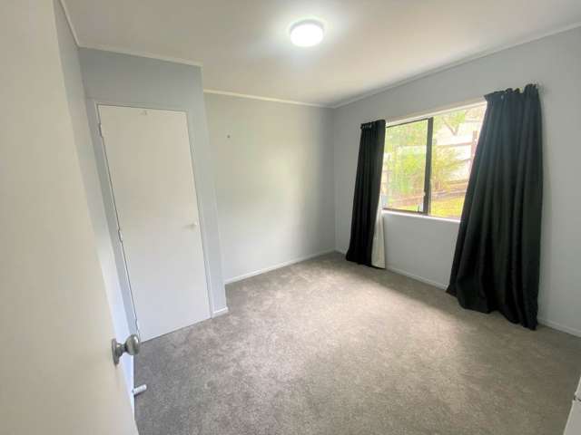 75A Rosier Road Glen Eden_3