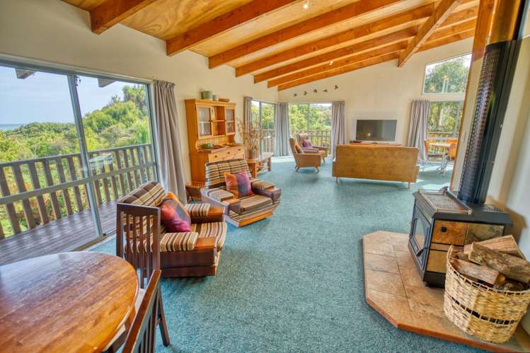 6 Ross Place Te Miko_13