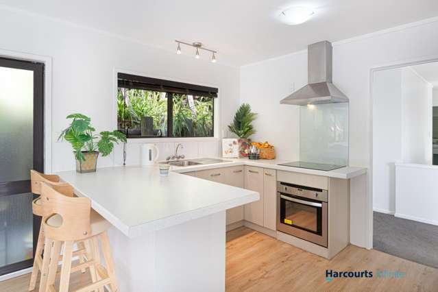 2/27 Flavia Close Torbay_3