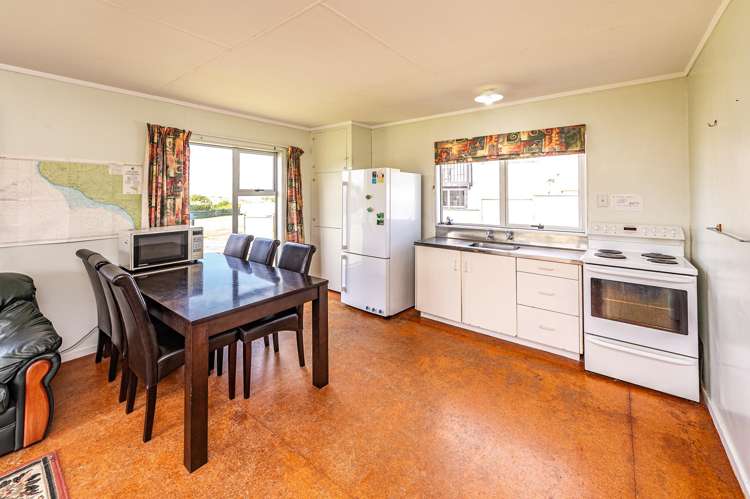 15 Nukumaru Parade Waiinu Beach_6