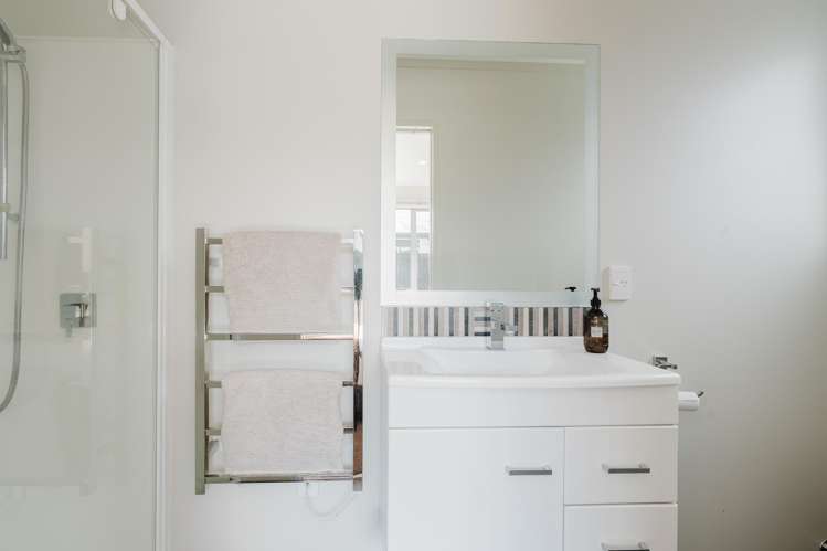 32 Chequers Avenue Chartwell_14