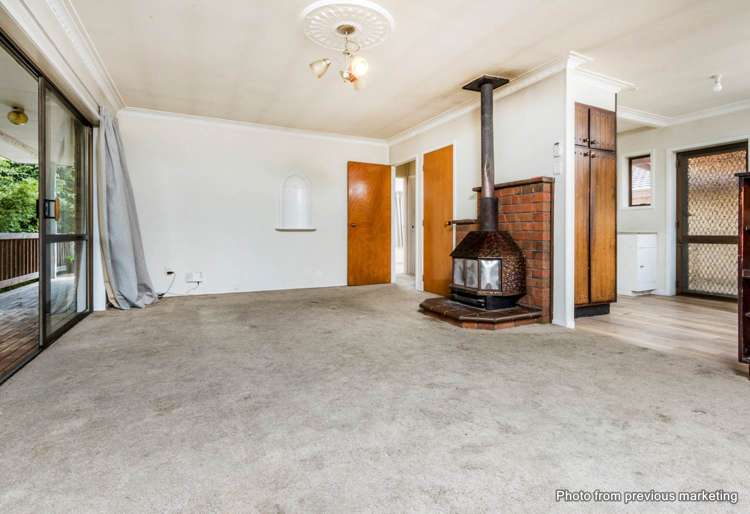 2/1 Claude Brookes Drive Henderson_15