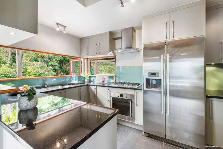 8b Island View Terrace Cockle Bay_11