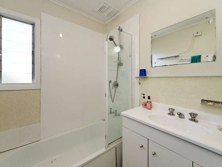 54a West Coast Road Glen Eden_9