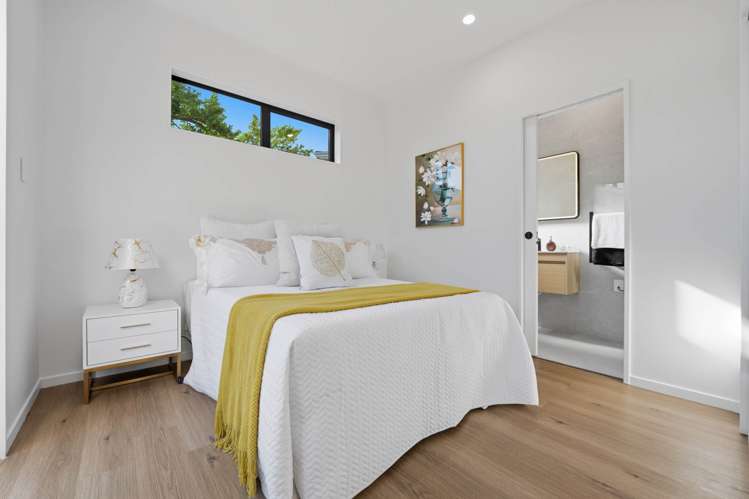 32A,B,C,D Tyrian Close Half Moon Bay_25