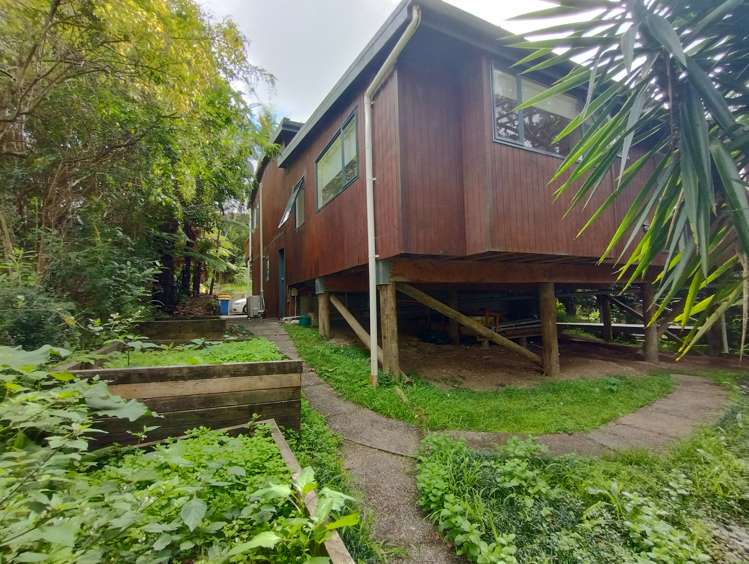 23a Fairmount Road Titirangi_25