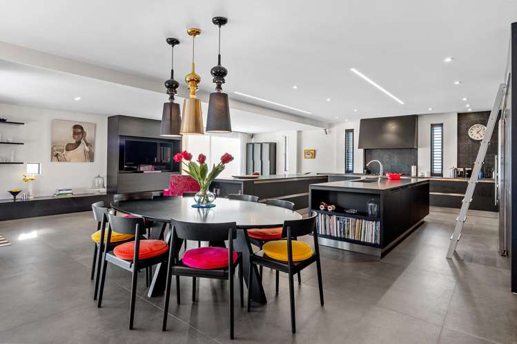 7 Helmores Lane Merivale_8