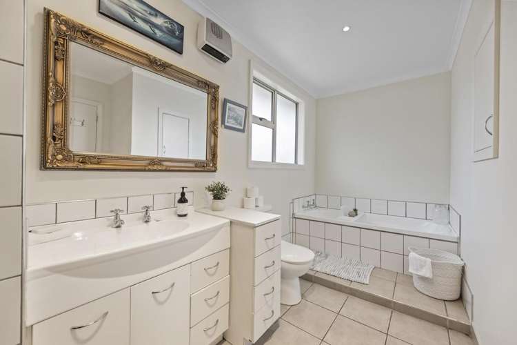 57 High Street Mosgiel_11