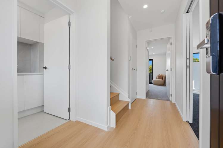 73,75/79 Cnr Terry Street and McFadzean Drive Blockhouse Bay_23