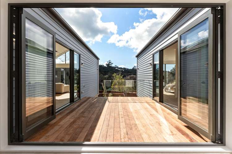 40 Awanui Road Red Beach_21