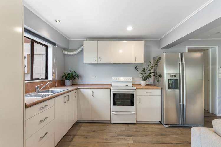 45 Wyoming Avenue Murrays Bay_22