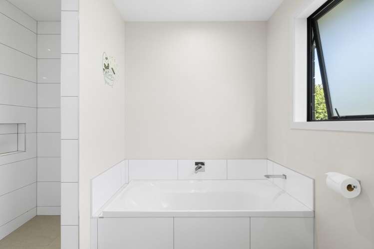 15 Mike Smith Drive Cambridge_17