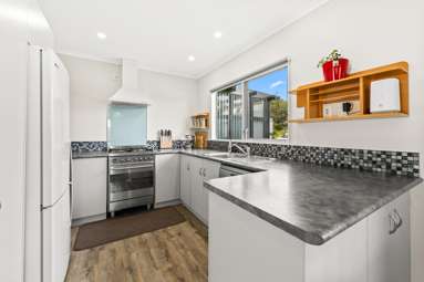 391 Shoemaker Road_1