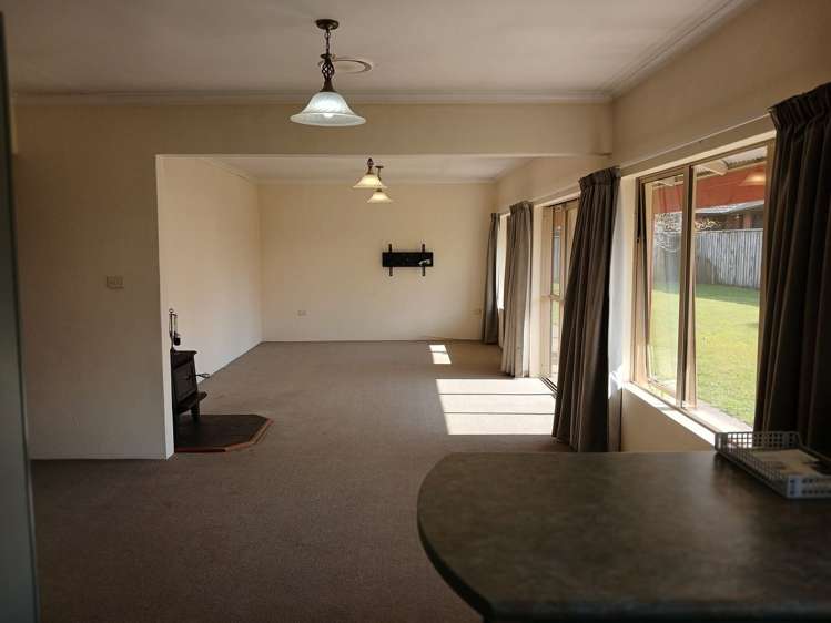 7 Elizabeth Grove Stratford_9