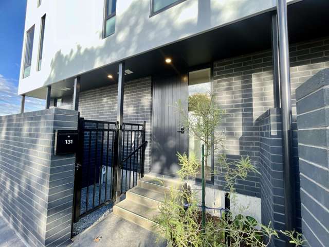 131 Fitzgerald Avenue 1419_1