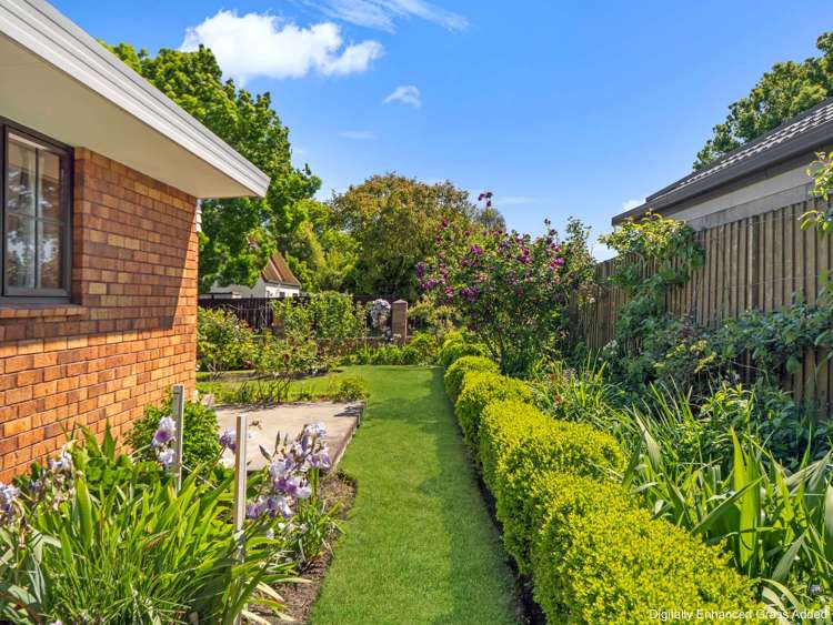 10 Regency Crescent Redwood_28