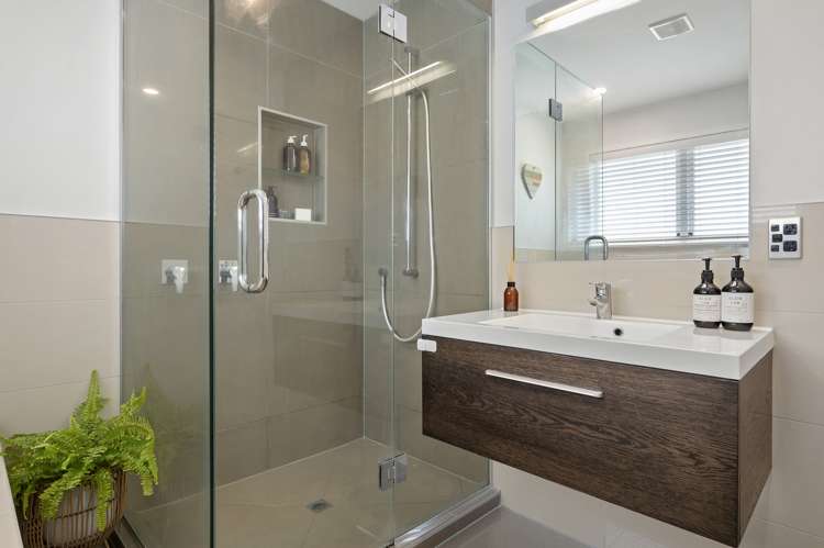 8 Willoughby Avenue Howick_14