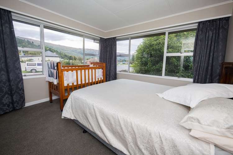 2 Ancrum Street Roxburgh_13